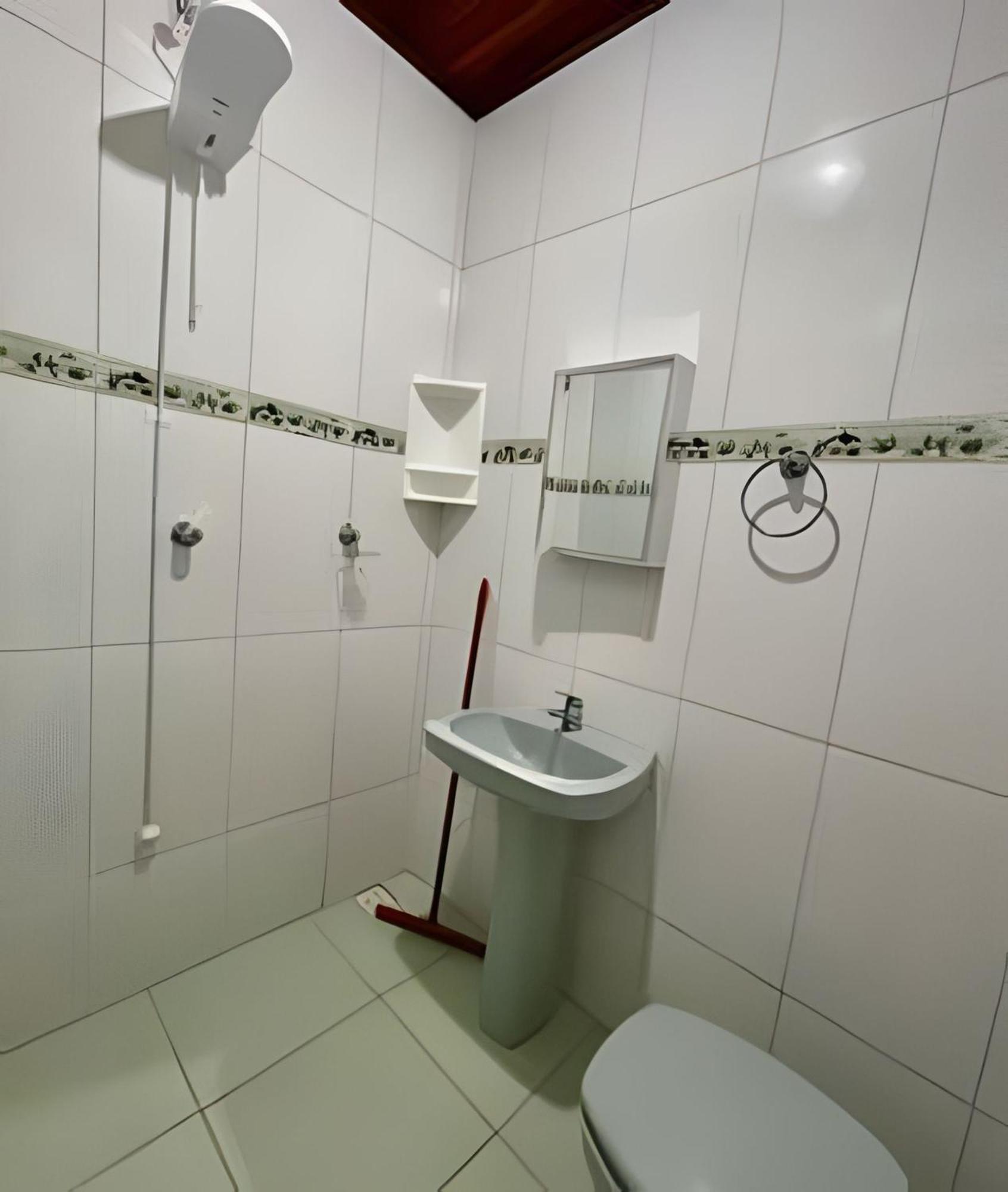 Chacara Com Piscina Aquecida- Perdoes Villa บอม เชซุส ดูส์ เปดอยช์ ภายนอก รูปภาพ