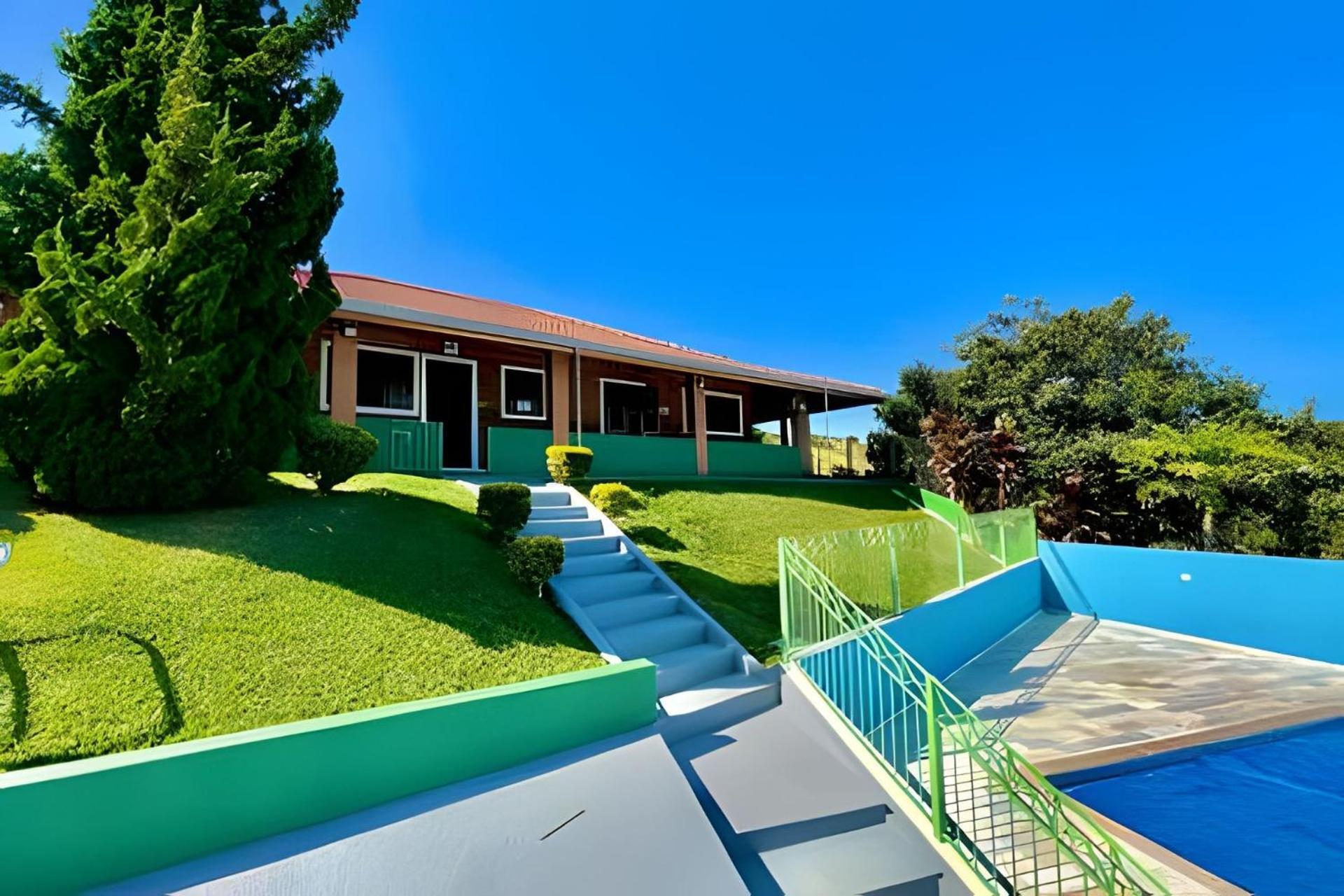 Chacara Com Piscina Aquecida- Perdoes Villa บอม เชซุส ดูส์ เปดอยช์ ภายนอก รูปภาพ